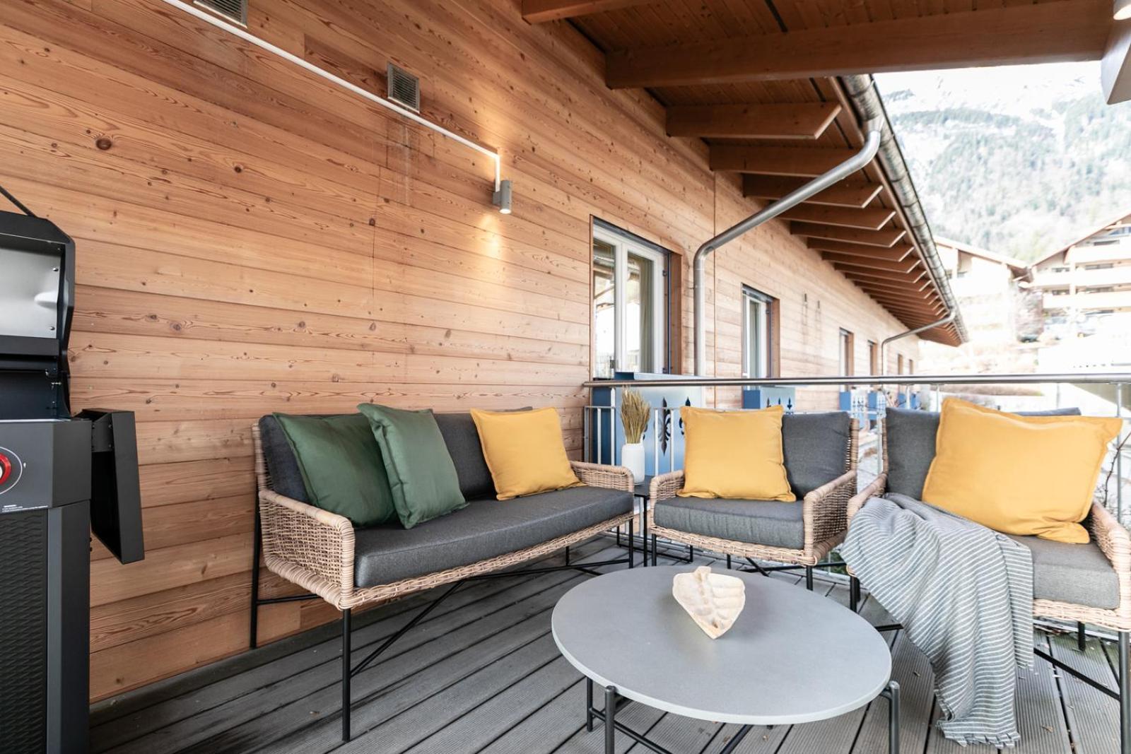 Spirit Apartments Suites Бриенц Екстериор снимка